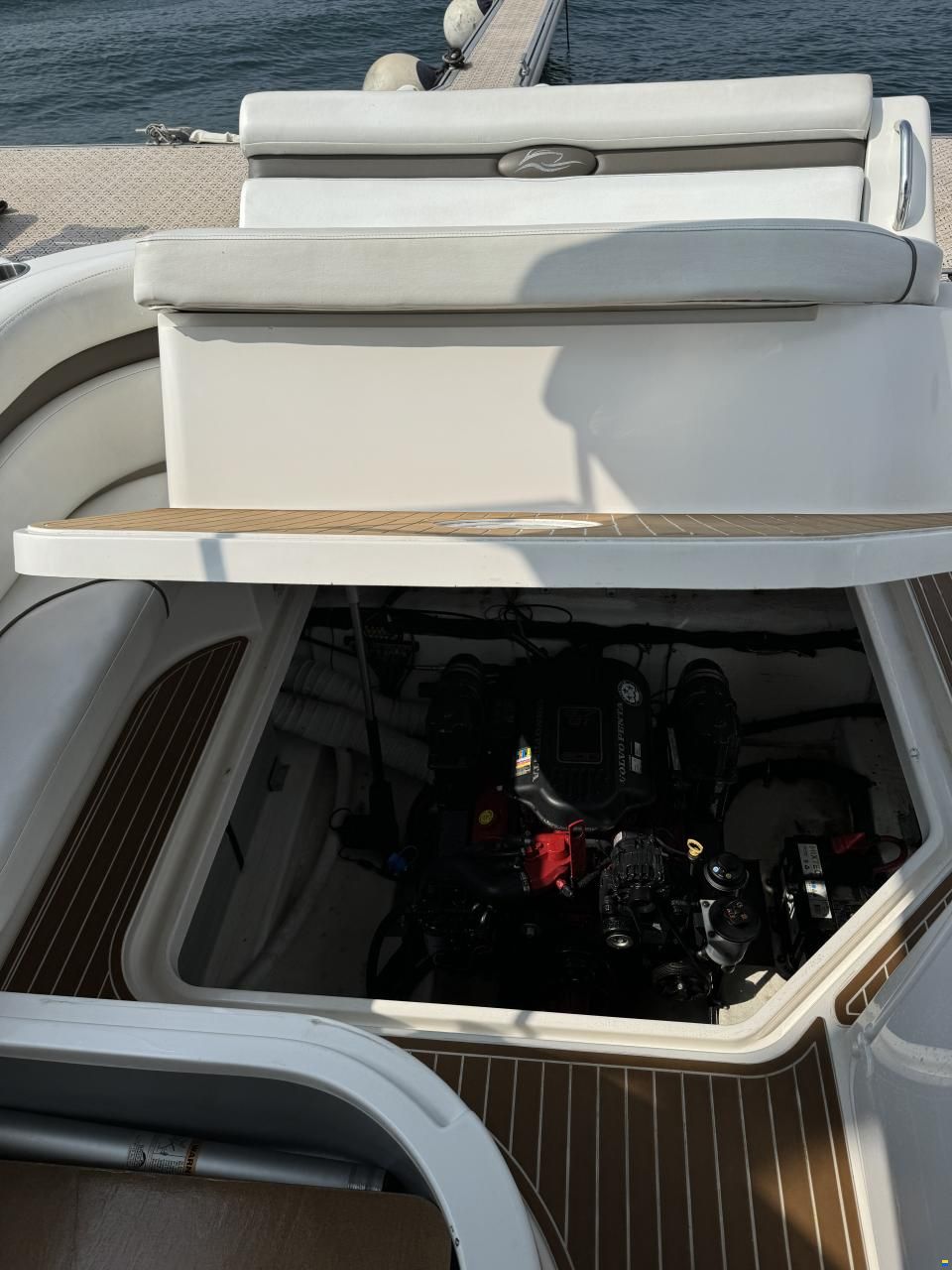 Rinker 280