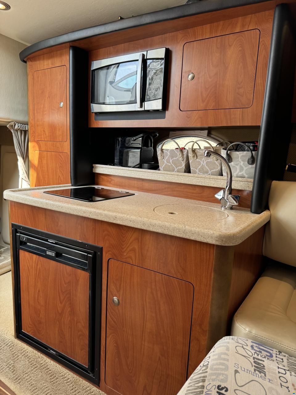Rinker 280