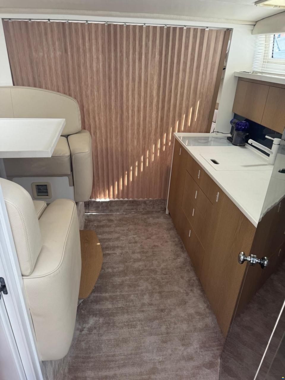 Bayliner Avanti Express 3255