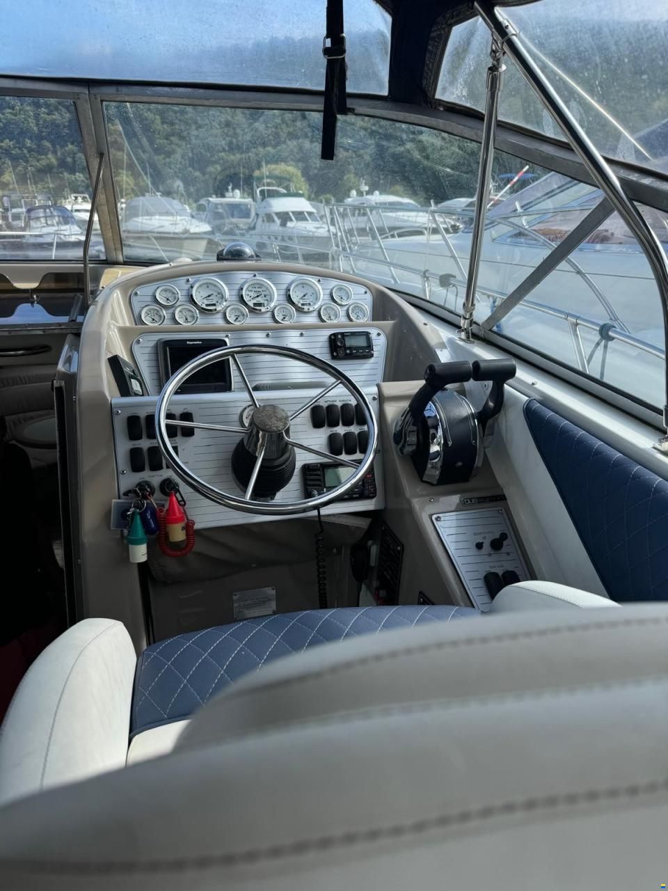 Bayliner Avanti Express 3255