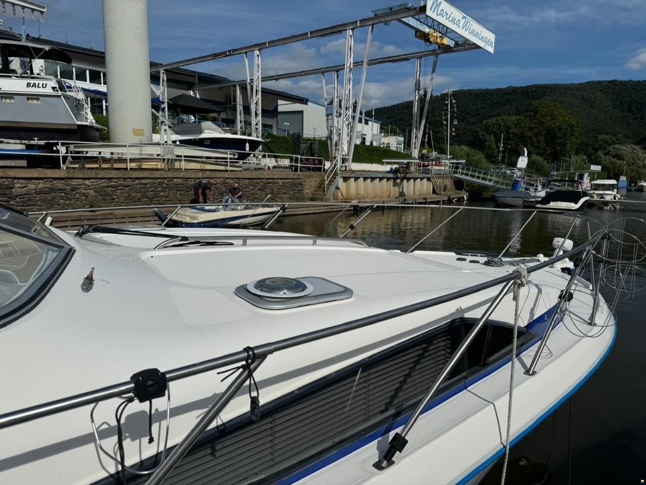 Bayliner Avanti Express 3255