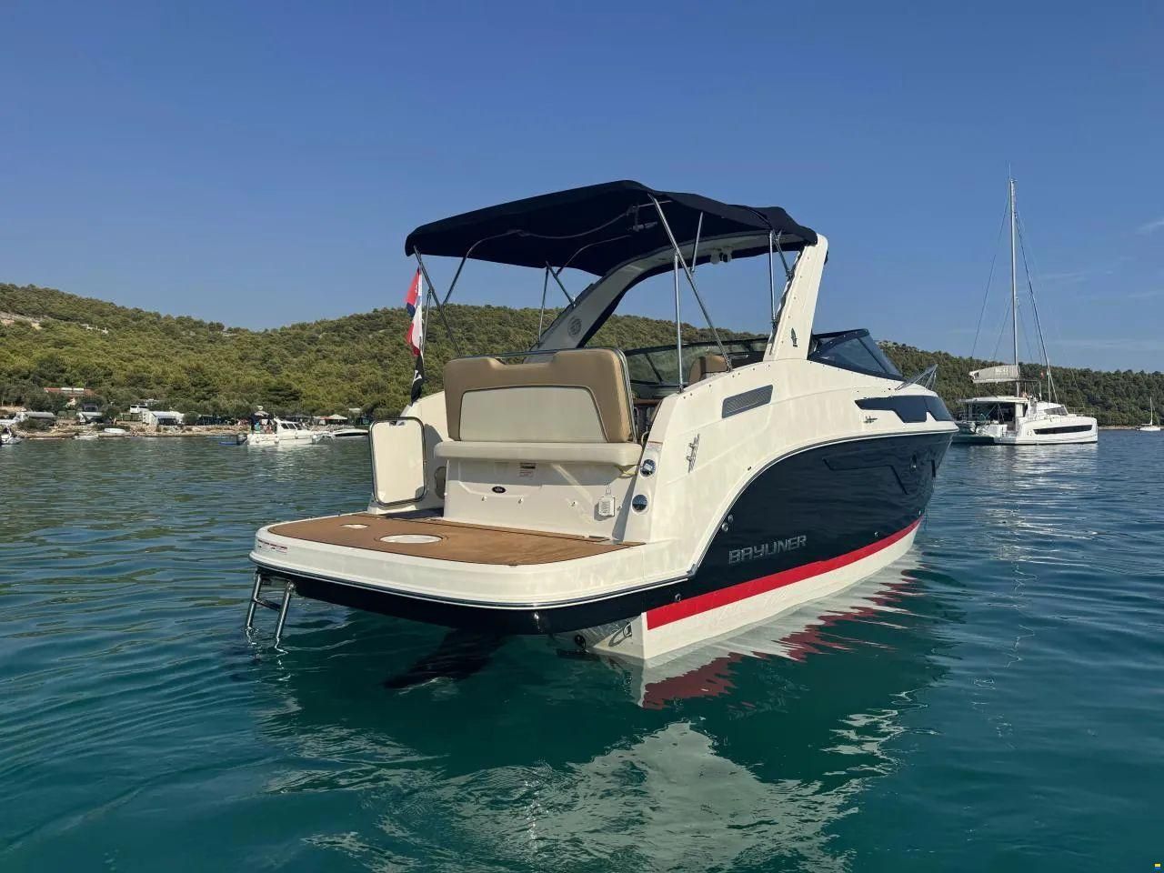 Bayliner 855 Cruiser