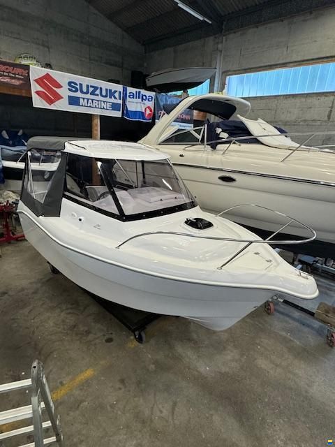 Cortina 480 Pilothouse