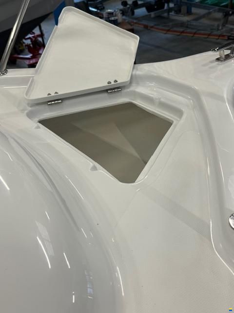 Cortina 480 Pilothouse