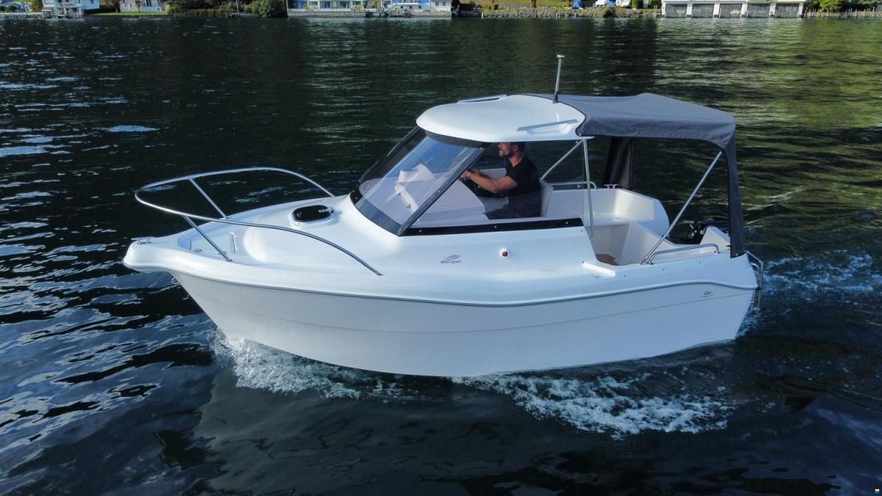 Cortina 480 Pilothouse