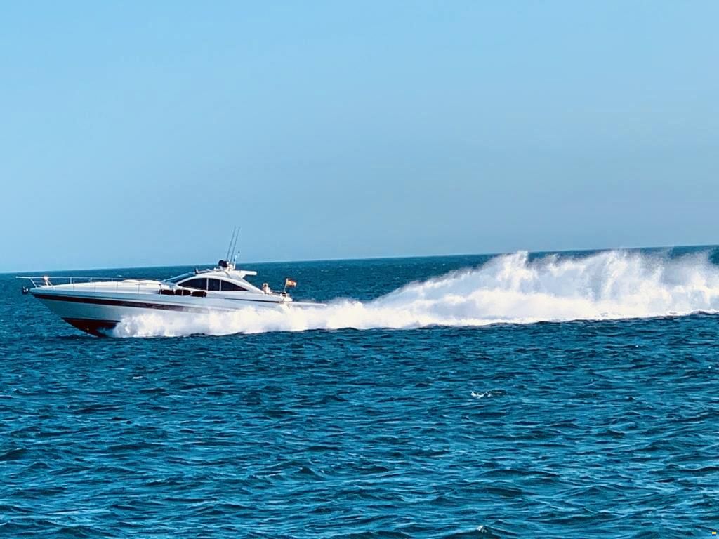 Pershing 54