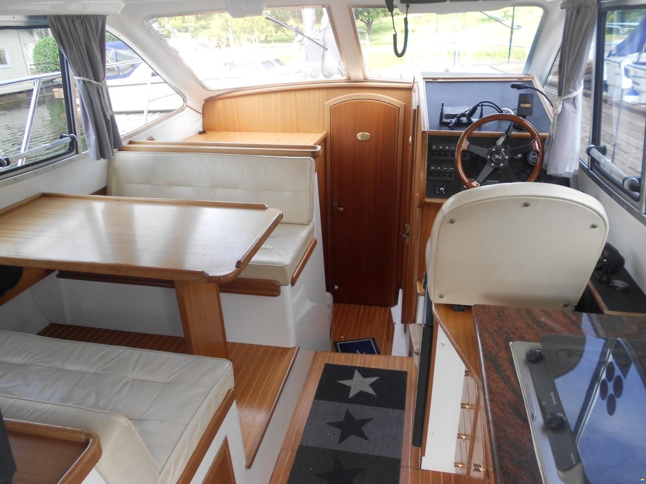 Galeon 280  Flybridge
