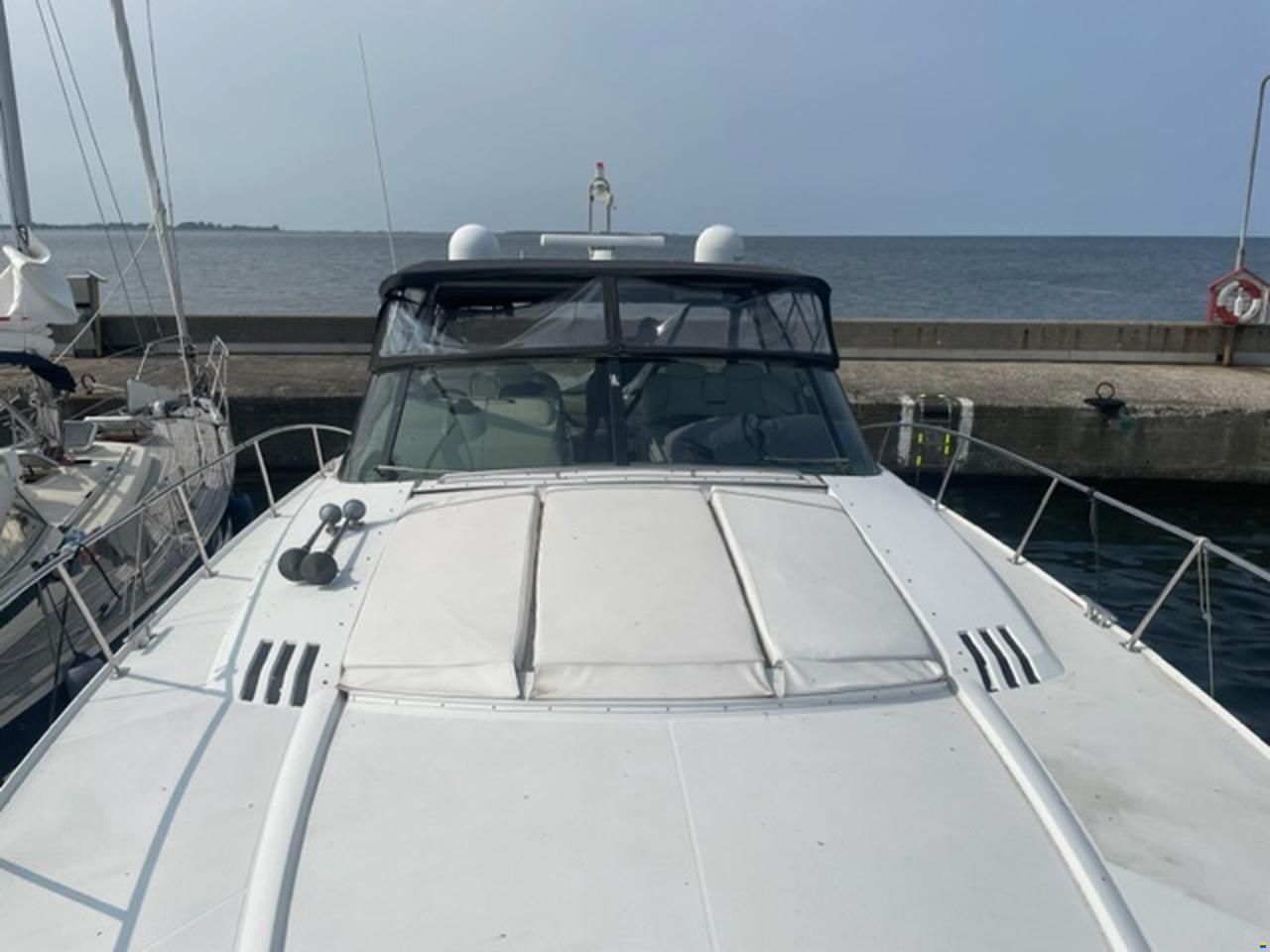 Trojan Carver 44 Express