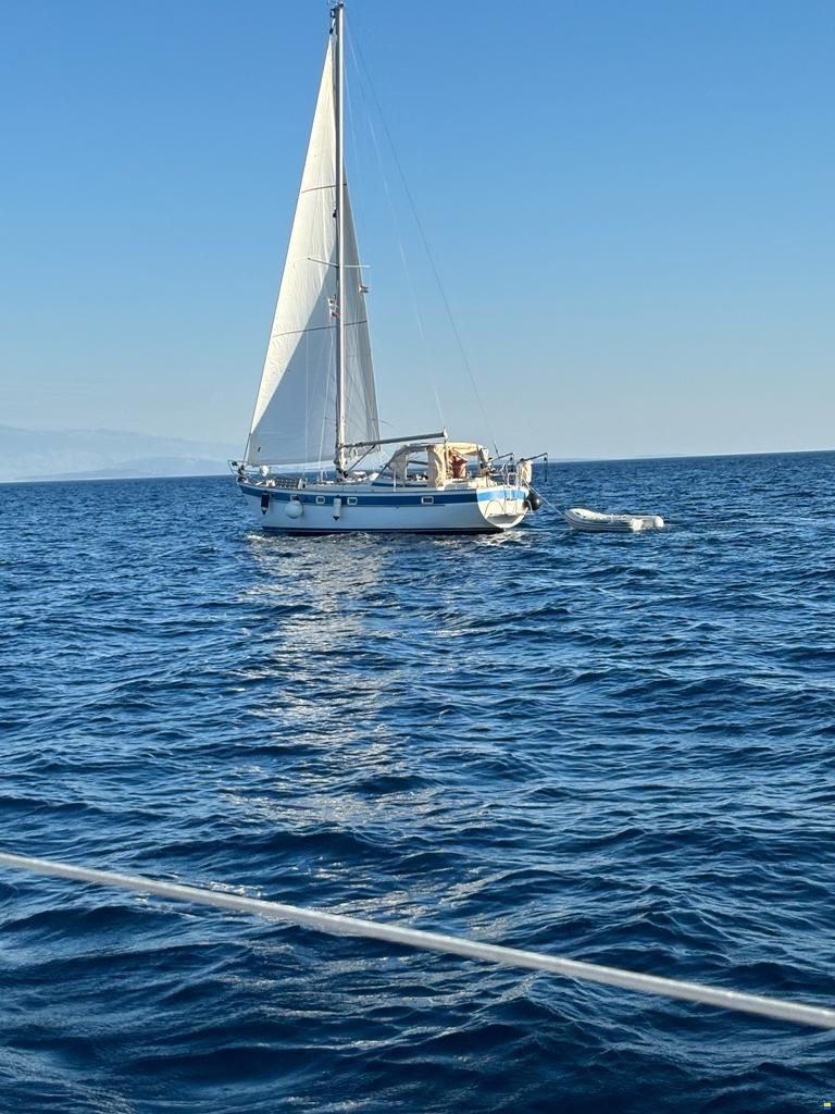 Hallberg-Rassy 38