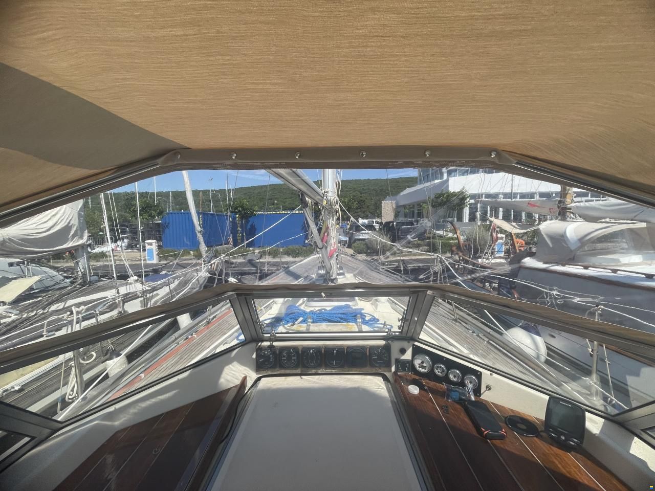 Hallberg-Rassy 38