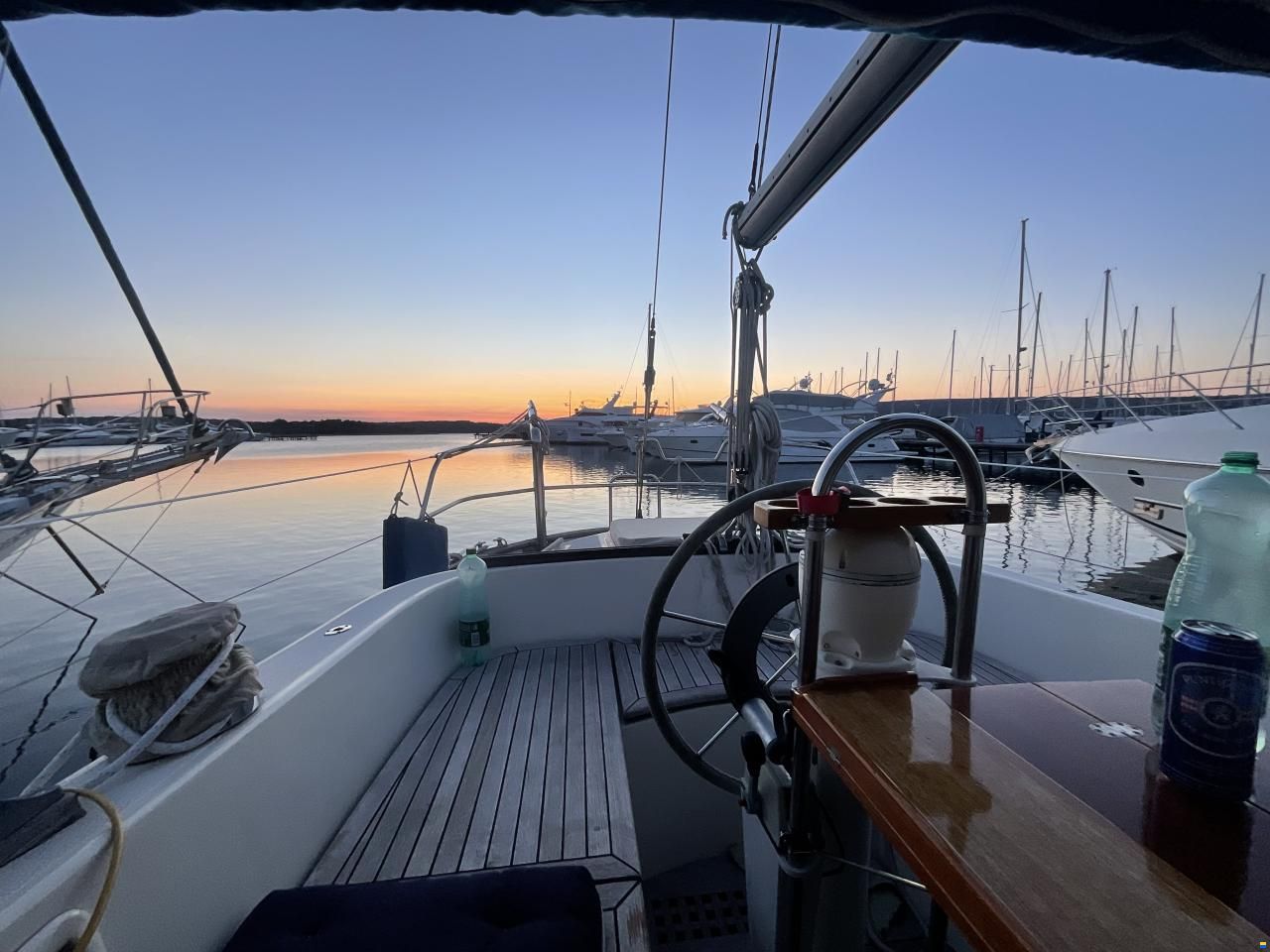 Hallberg-Rassy 38