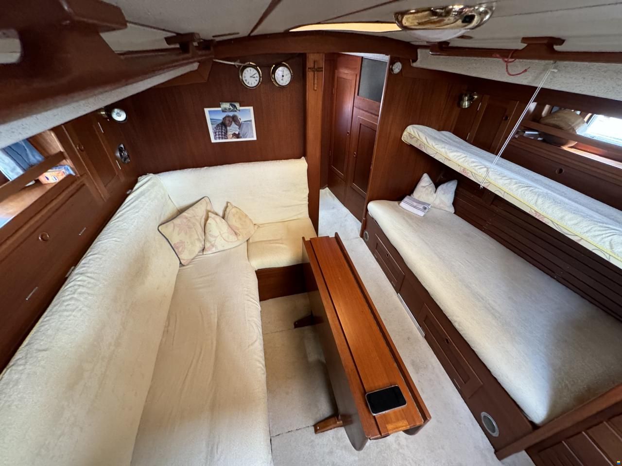 Hallberg-Rassy 38