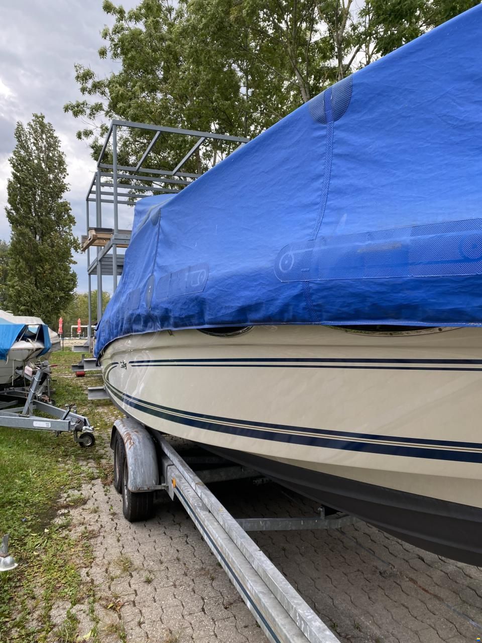 Sea Ray 260 Overnighter