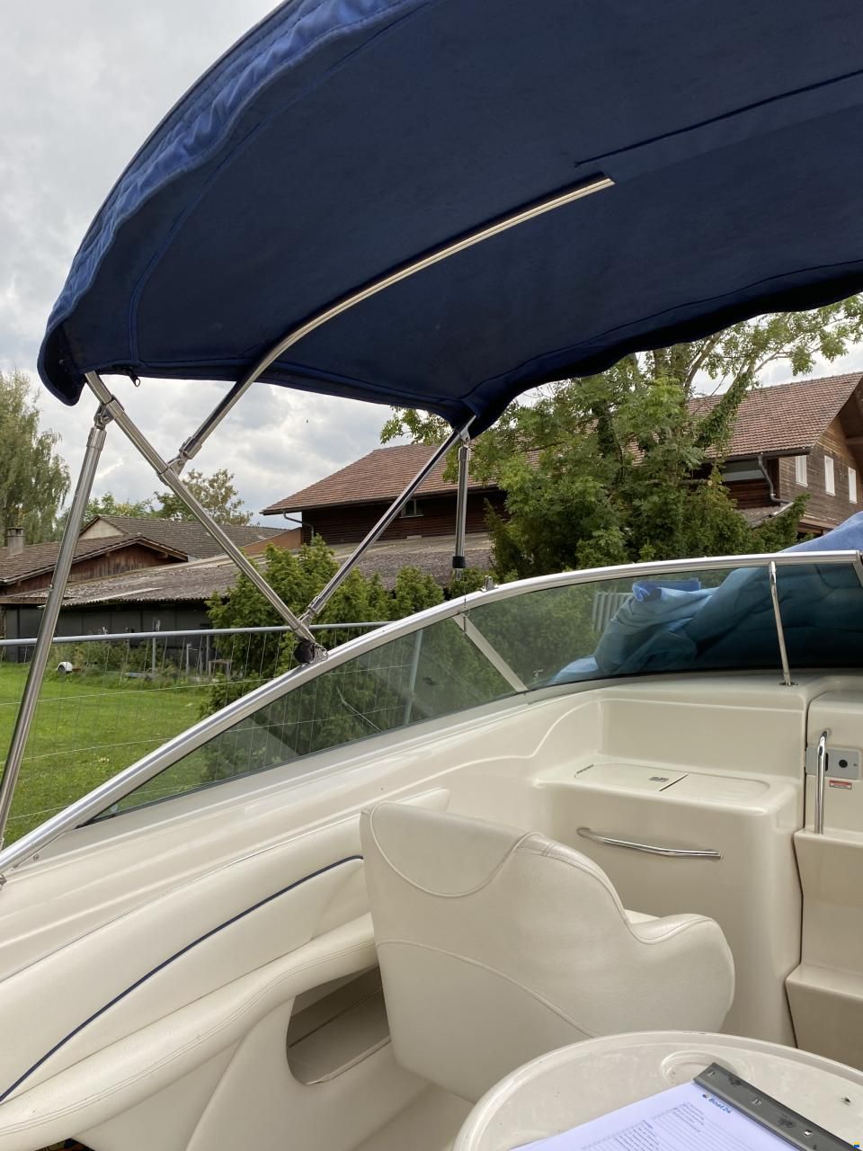 Sea Ray 260 Overnighter