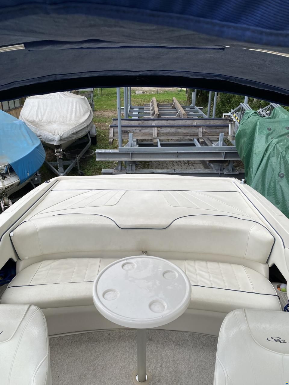 Sea Ray 260 Overnighter