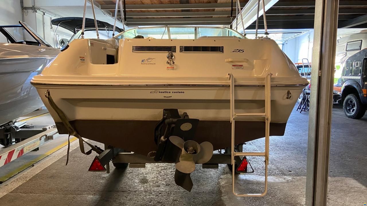 Sea Ray 215 EC