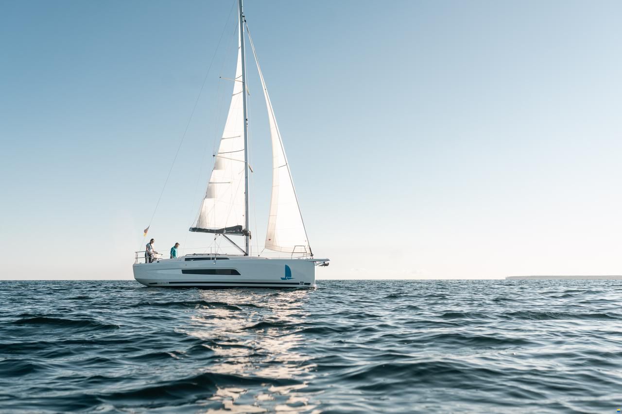 Dufour 37