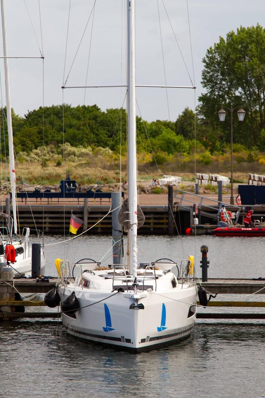 Dufour 37