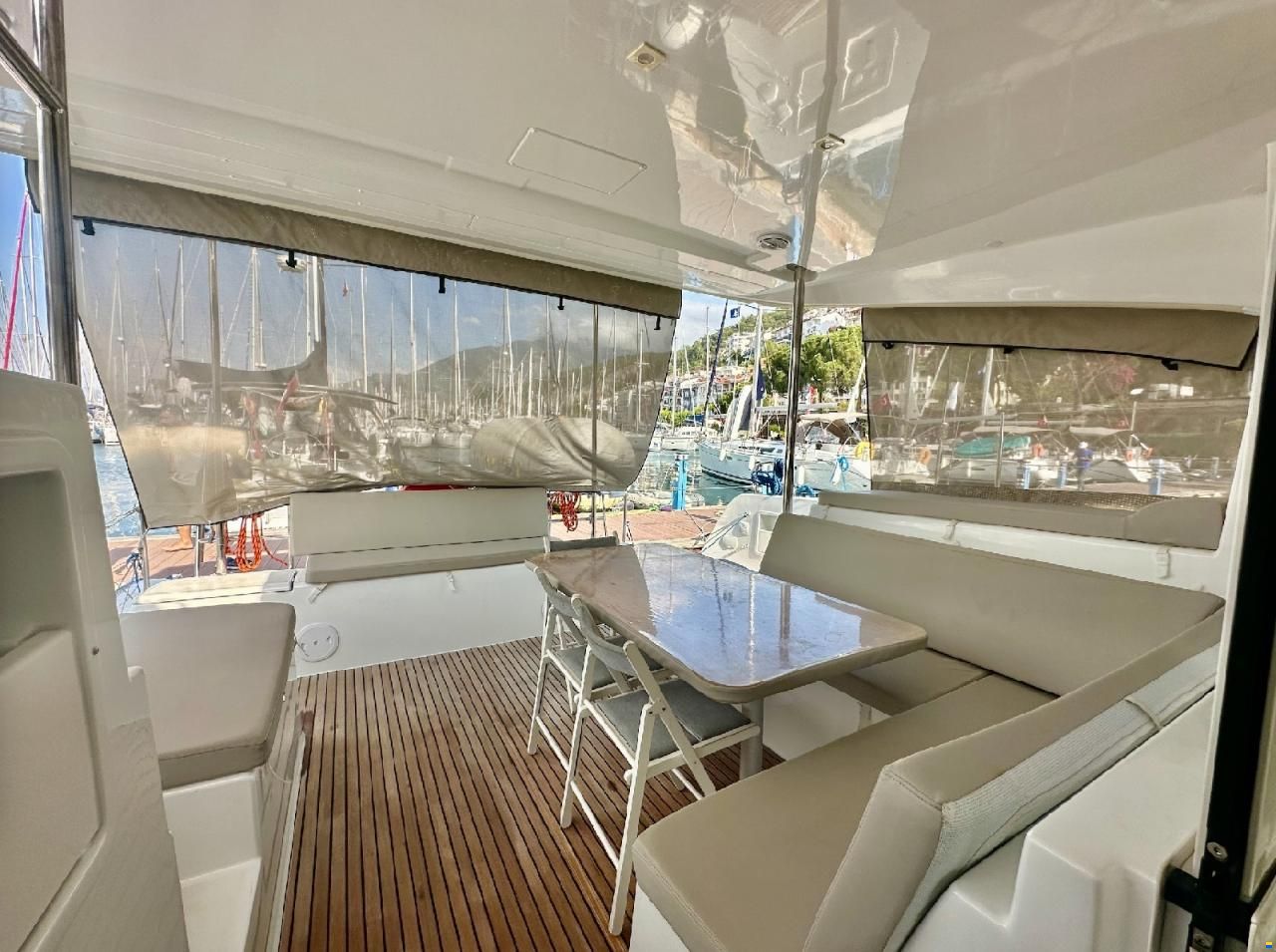 Lagoon 40 - 2021 Model