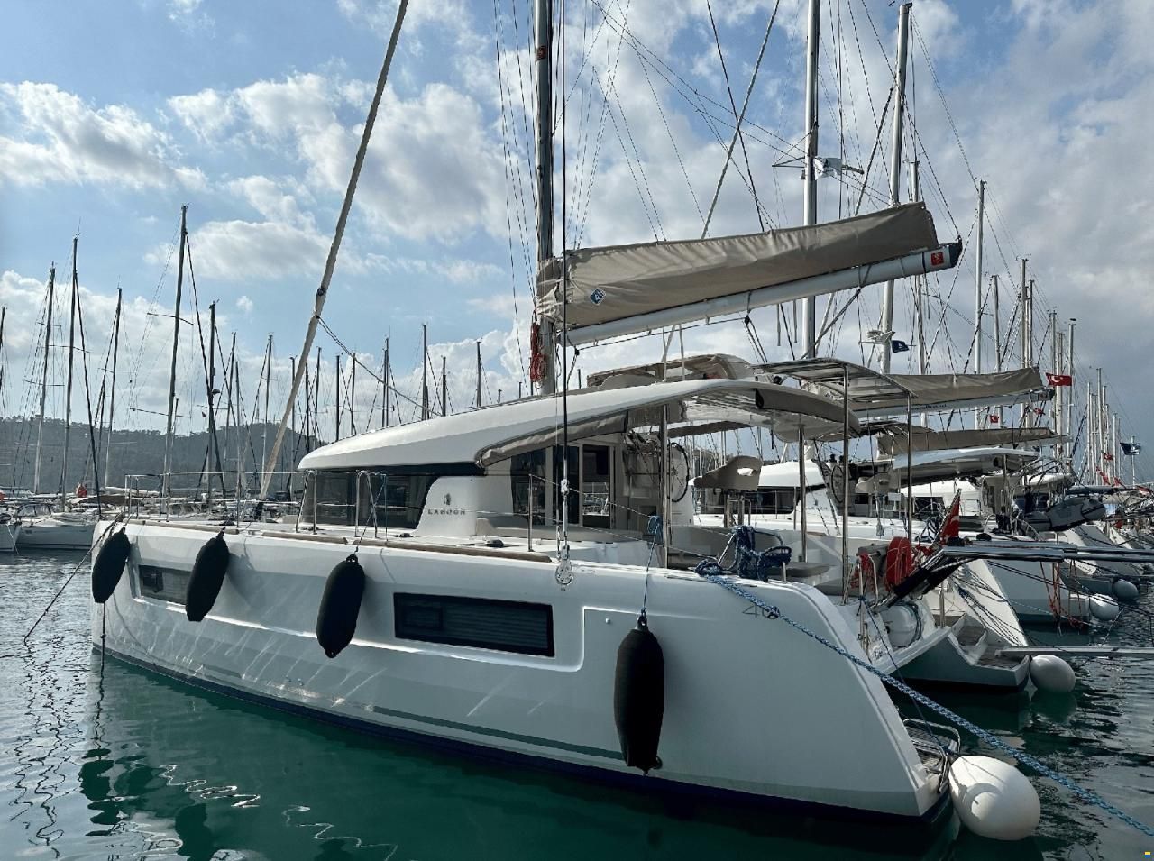 Lagoon 40 - 2021 Model