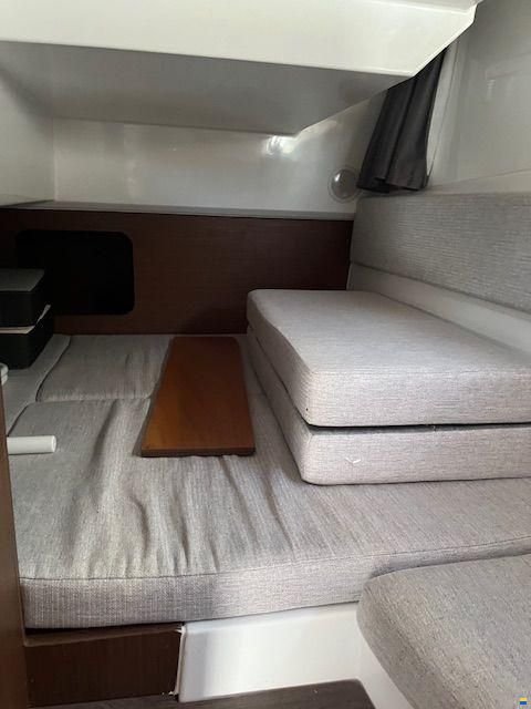 Jeanneau Merry fisher 895