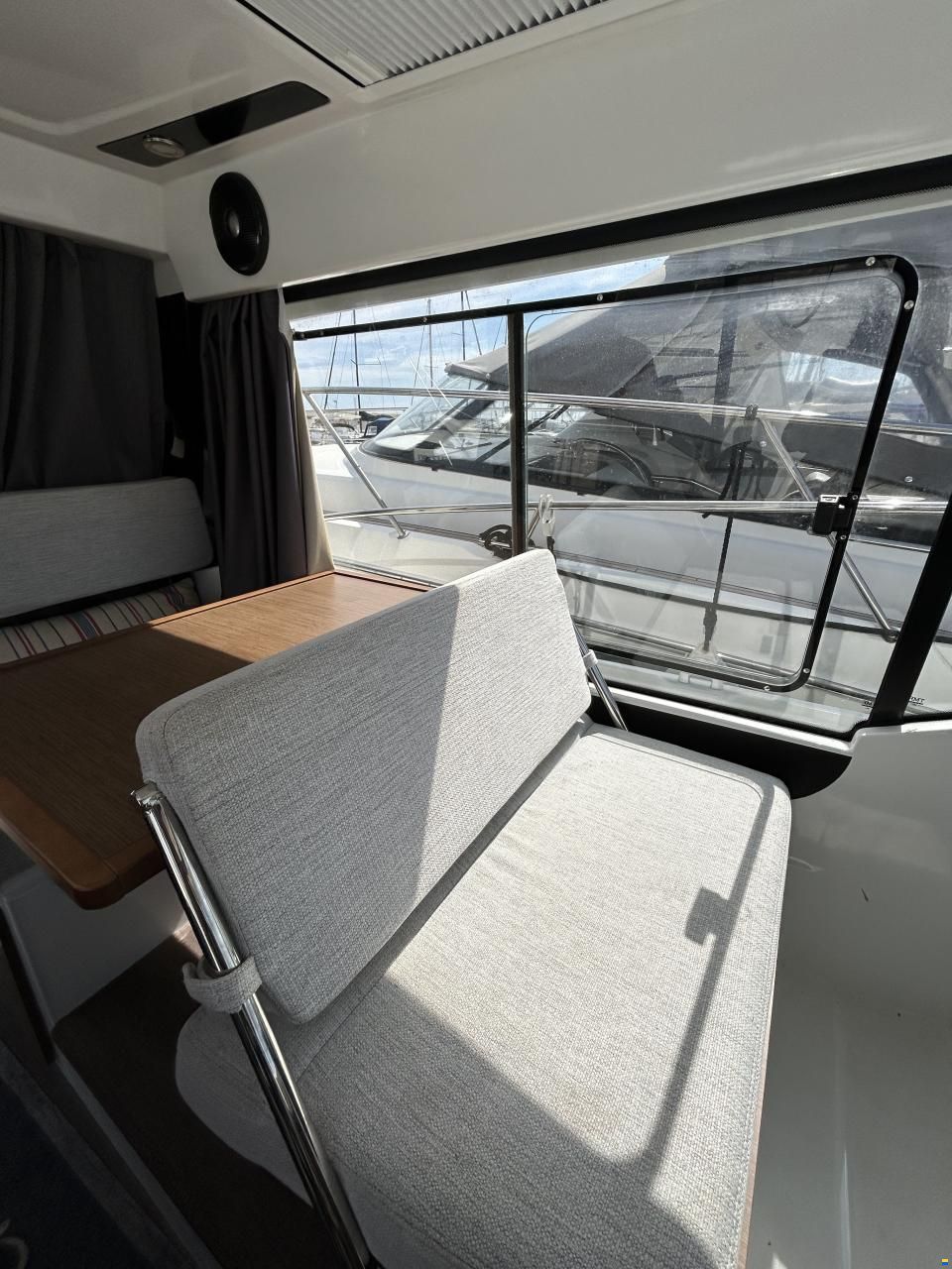 Jeanneau Merry fisher 895