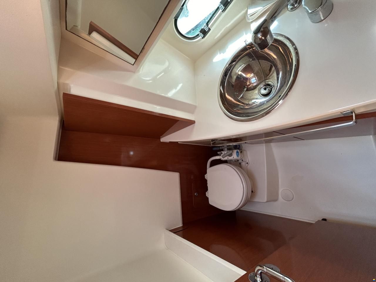 Jeanneau Prestige 30s open