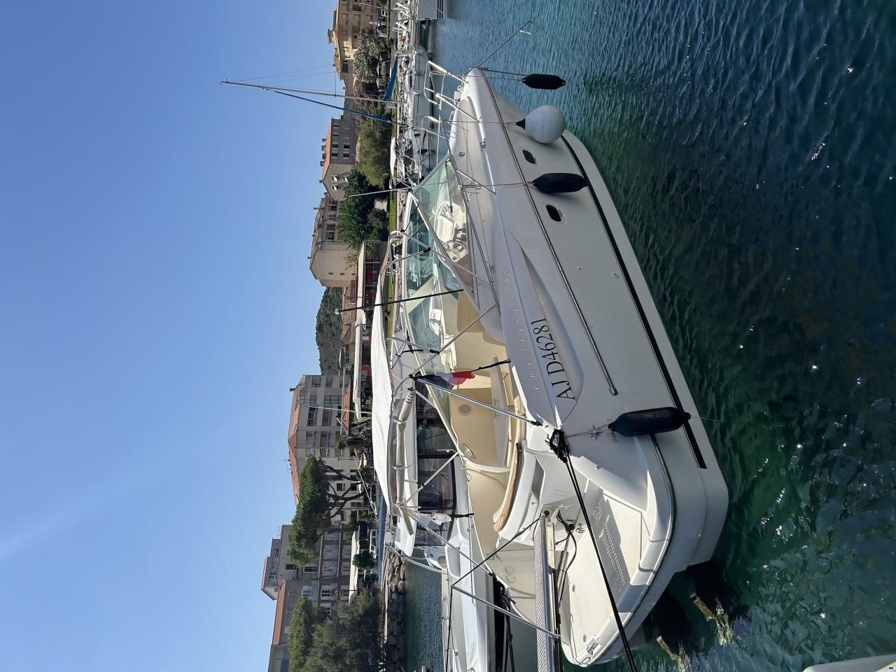 Jeanneau Prestige 30s open