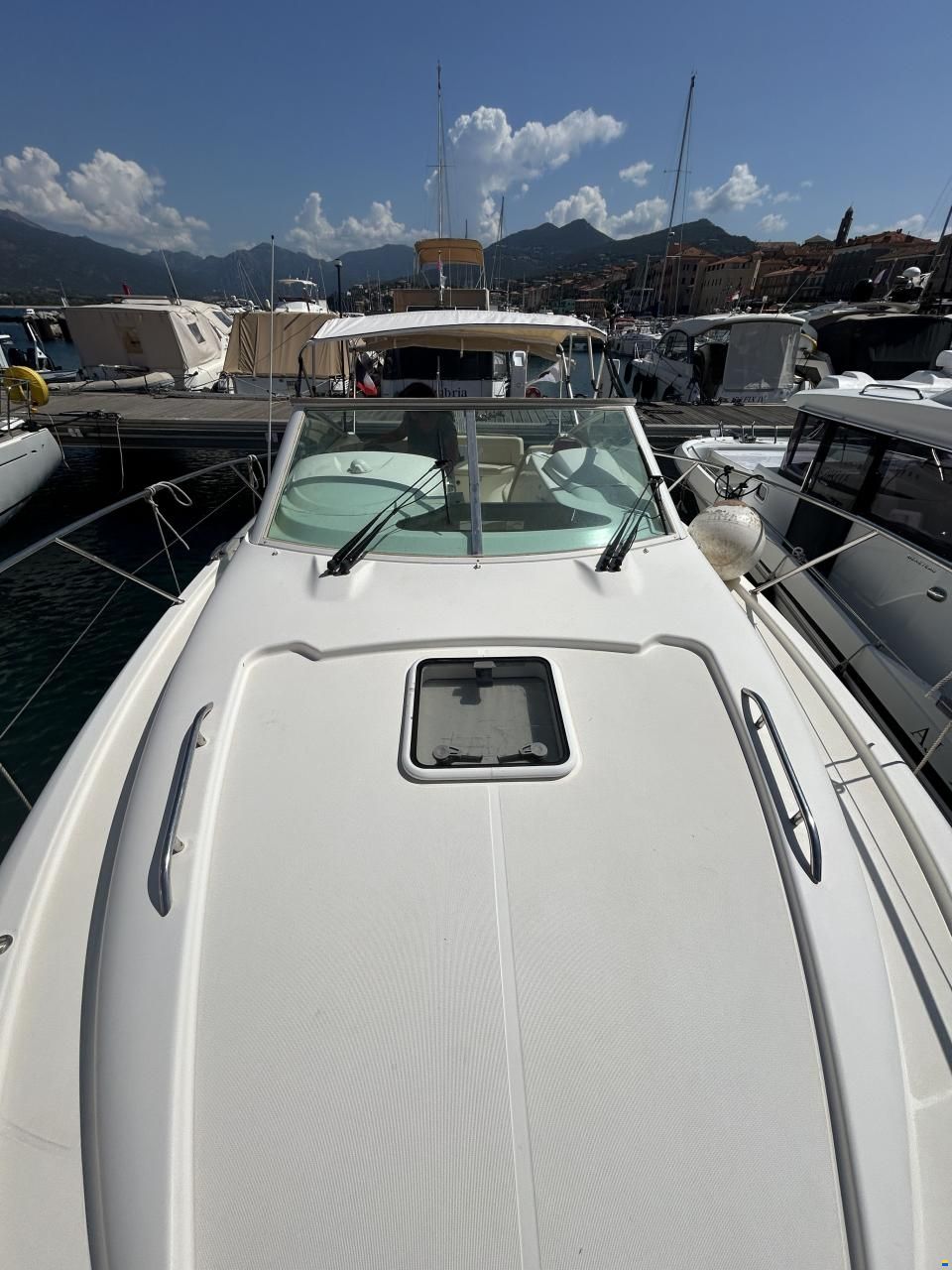 Jeanneau Prestige 30s open