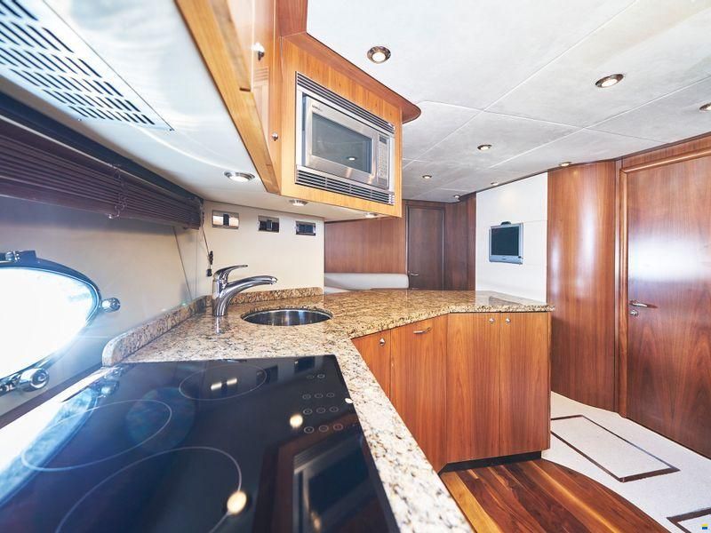 Sunseeker Predator 72
