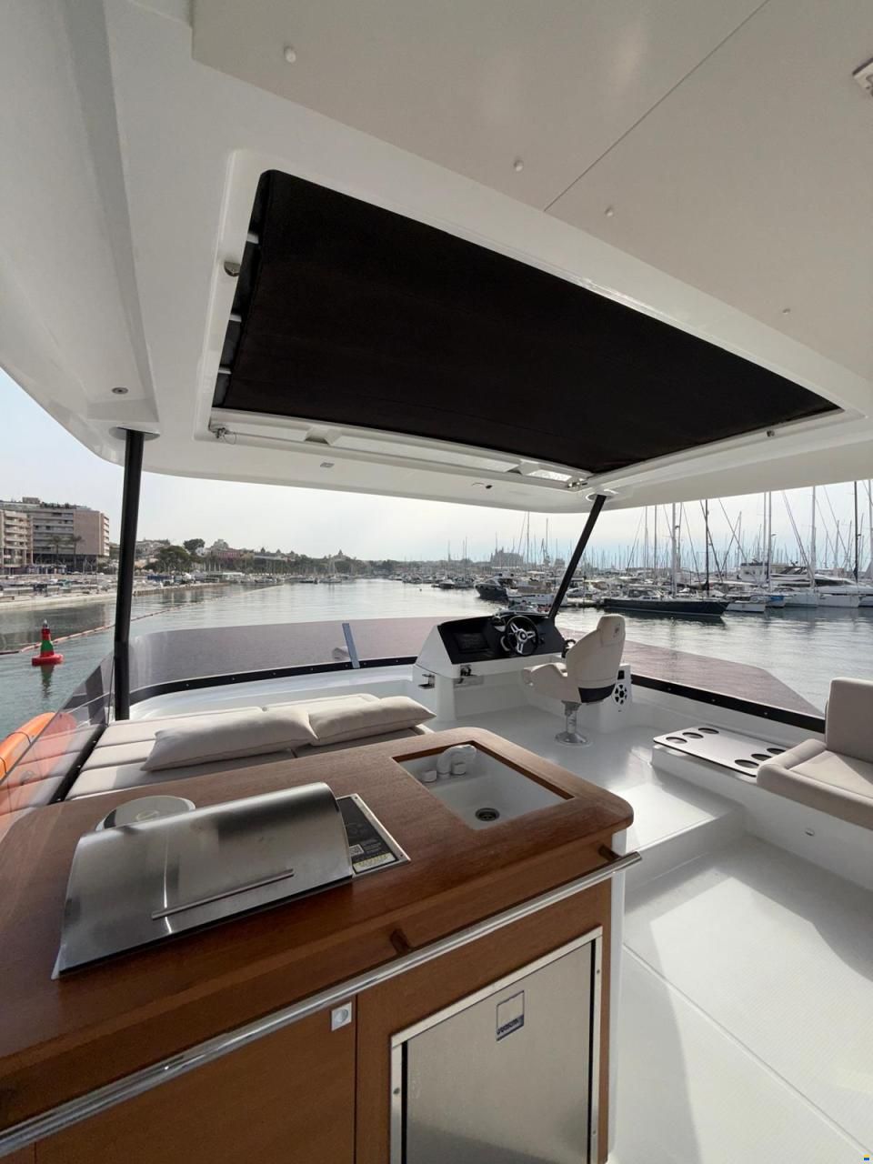 Fountaine Pajot MY 6