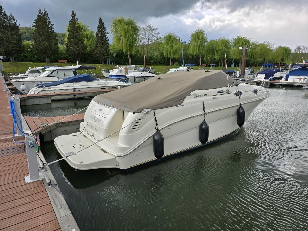 Sea Ray 240 Sundancer