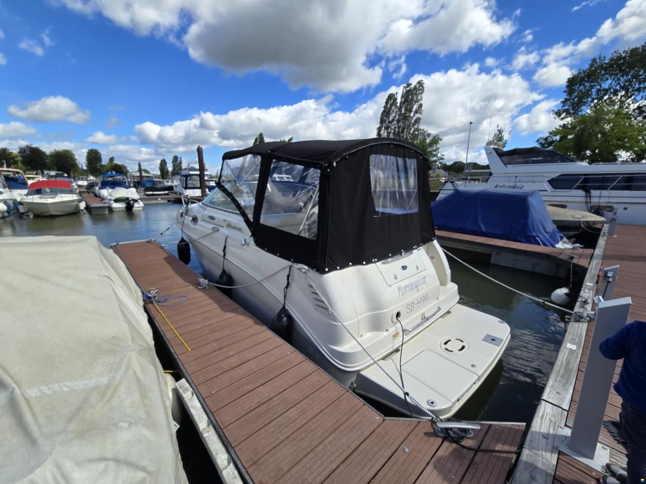 Sea Ray 240 Sundancer