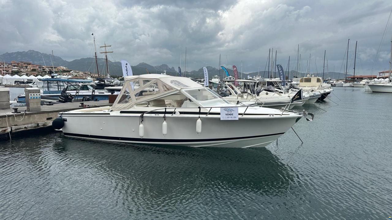 Bertram Moppie 28