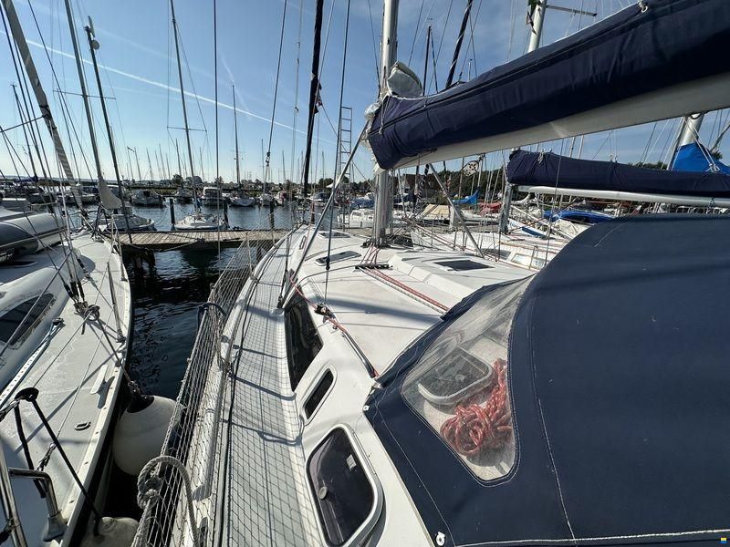 Hunter 410