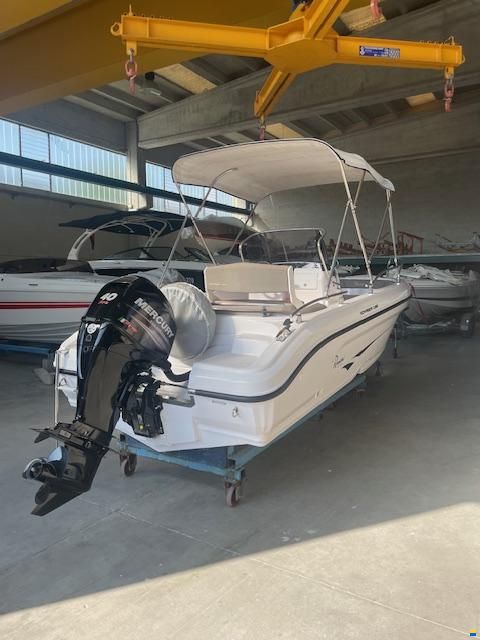 Ranieri voyager 19 s