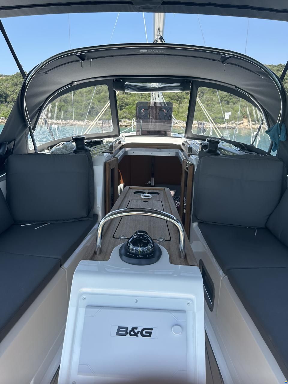 Bavaria Cruiser 37