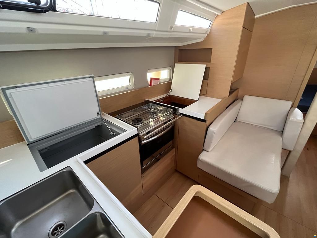 Jeanneau 410
