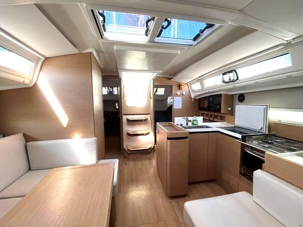 Jeanneau 410