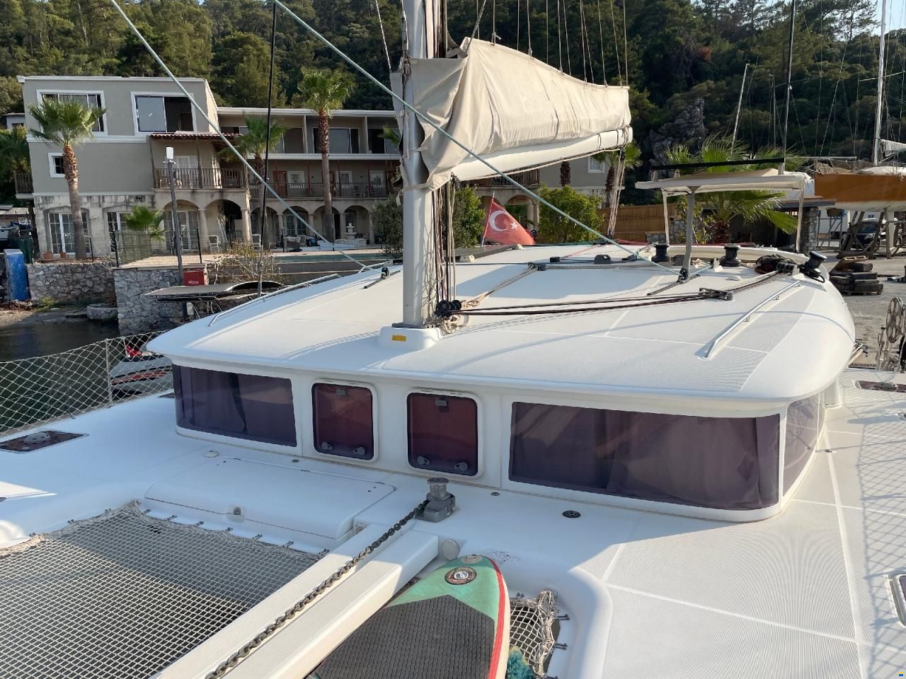 Lagoon 400