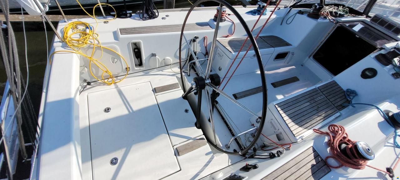 Beneteau First 40