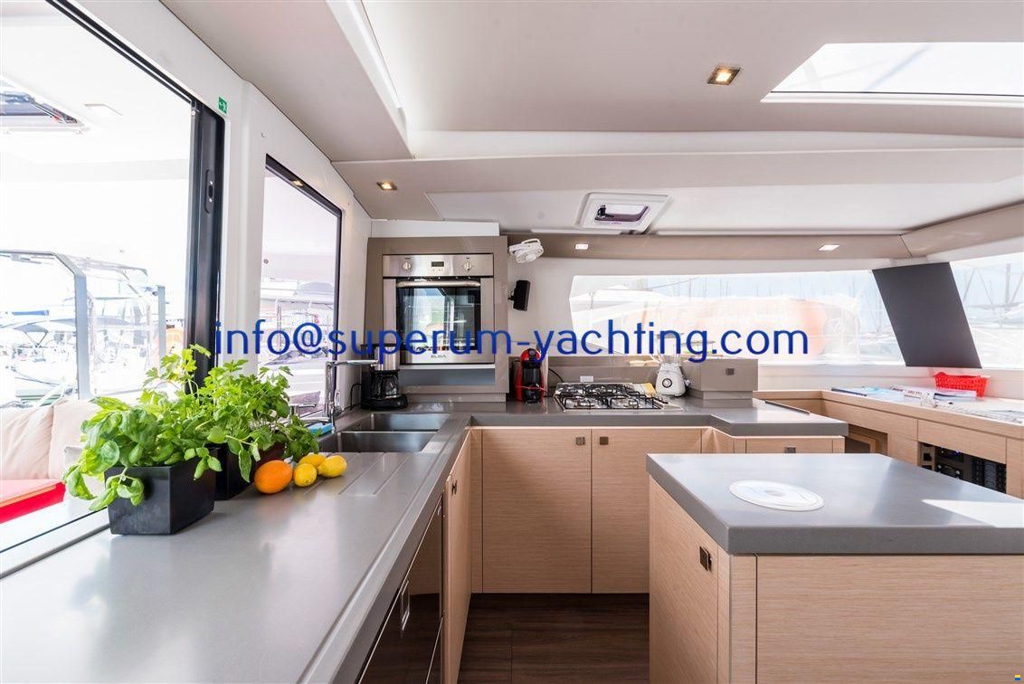 Fountaine Pajot Saona 47