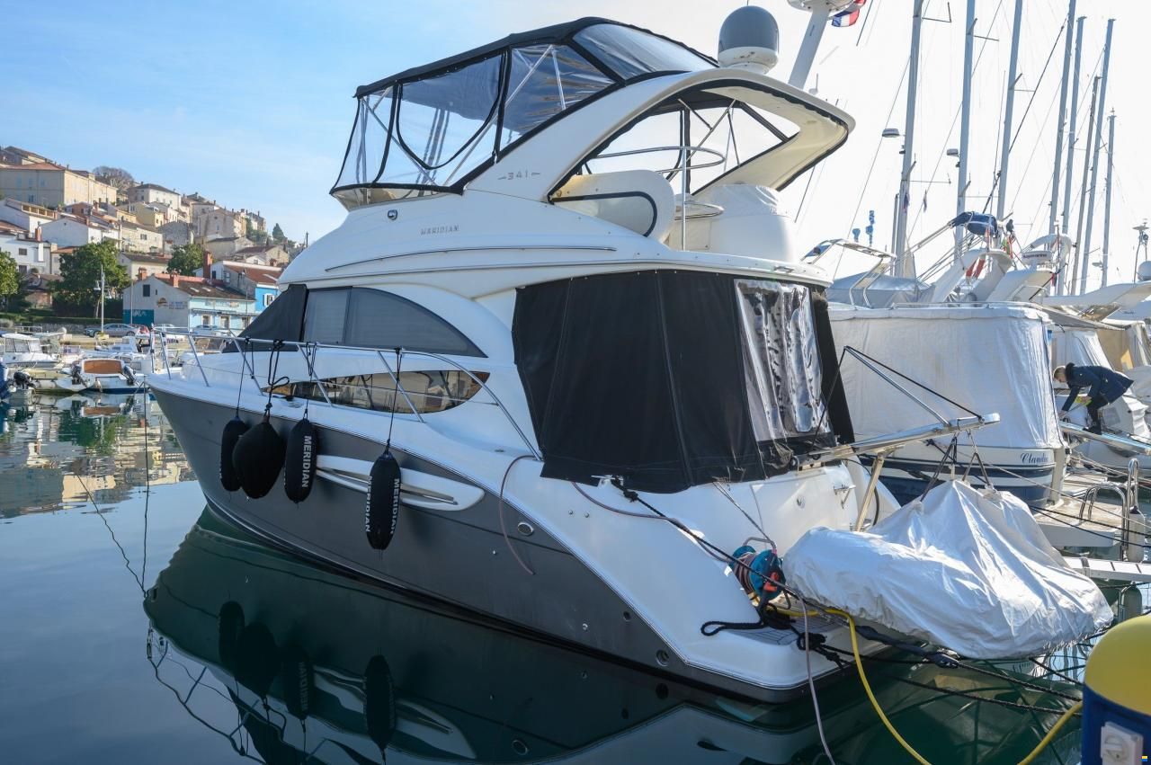 Meridian Yachts 341