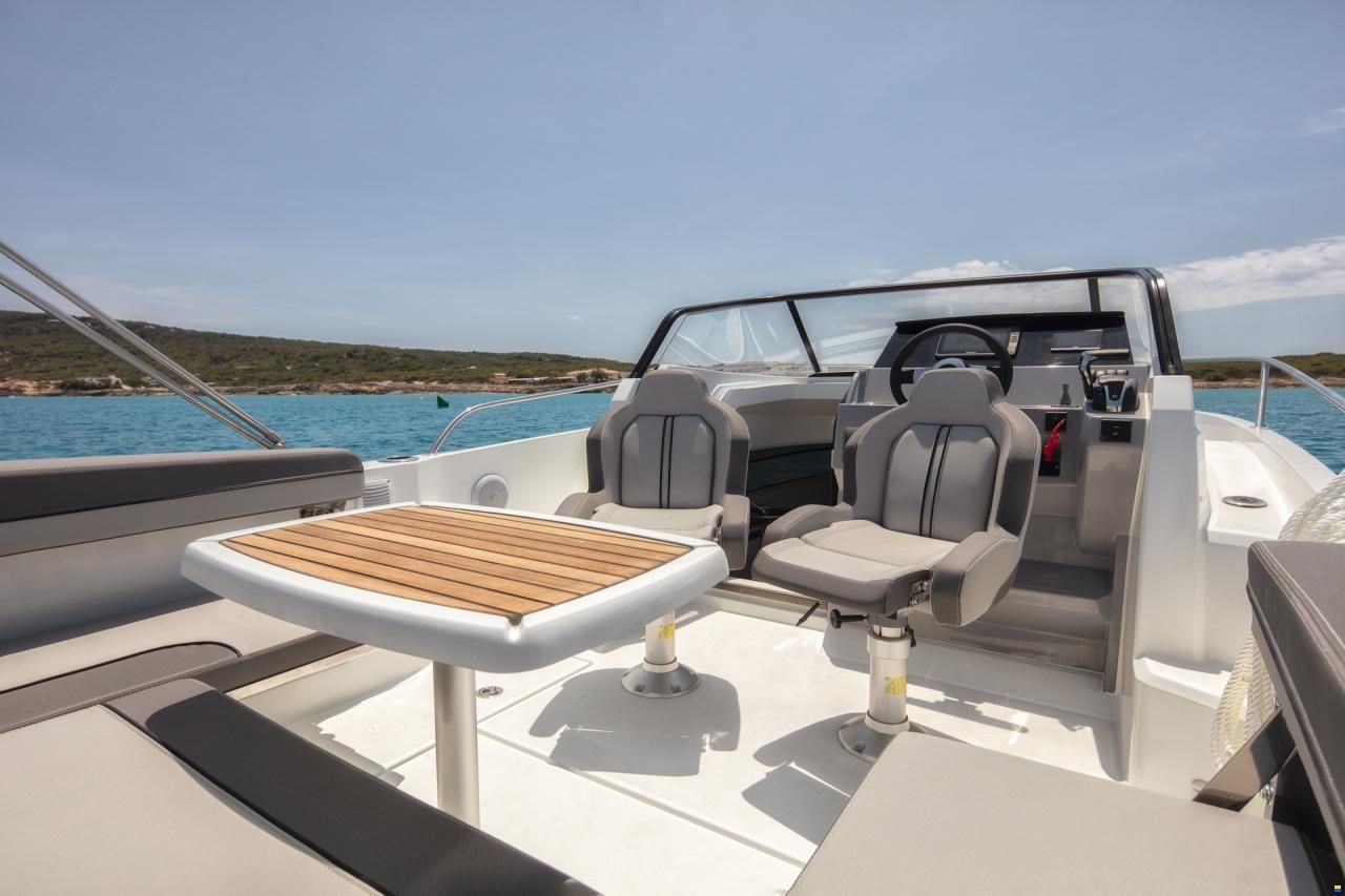 Jeanneau Cap Camarat WA 7.5 S3