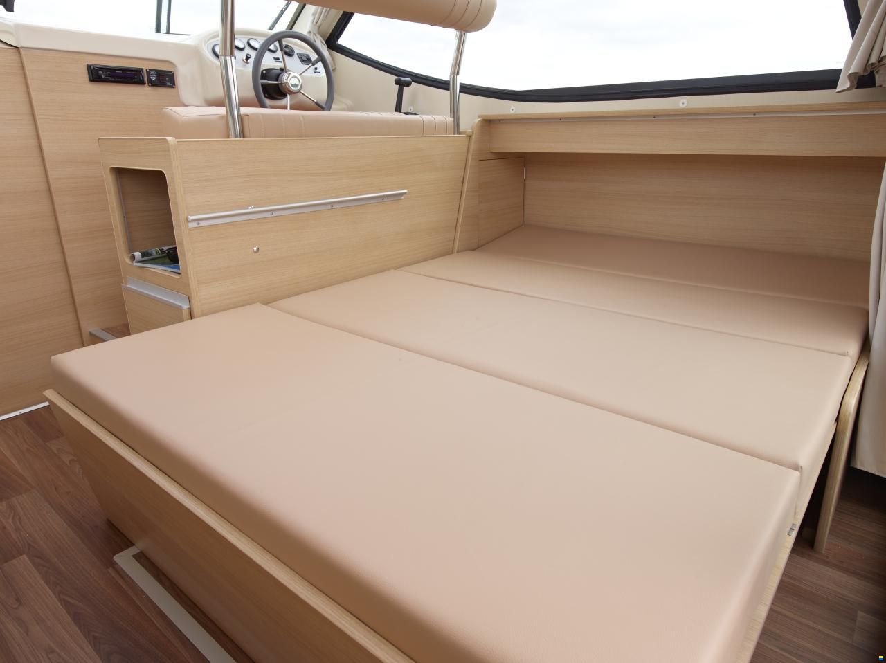 Nicols Yacht Sedan Primo