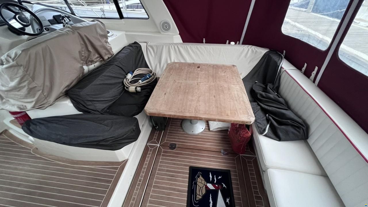 Cranchi M 38 HT - 2013