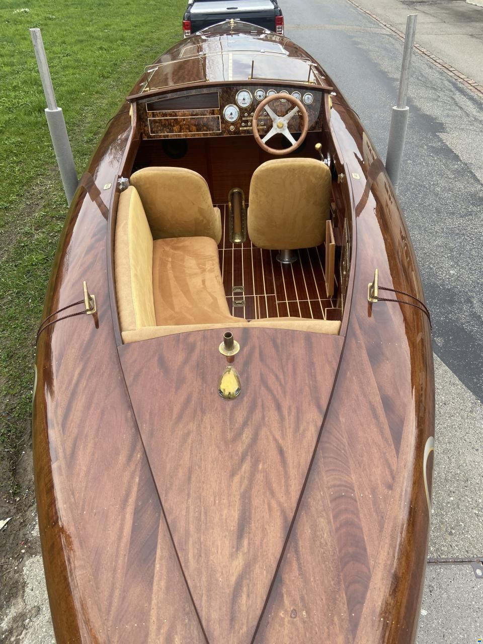 Baby Bootlegger Replica Gentleman's Race