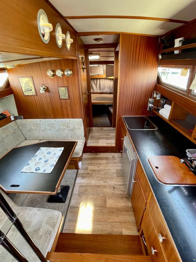 Coronet 32 Oceanfarer