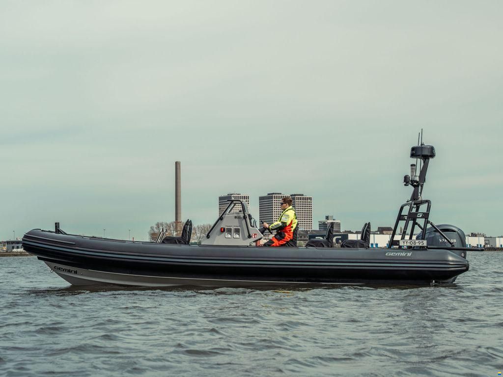 Gemini WR880 RIB