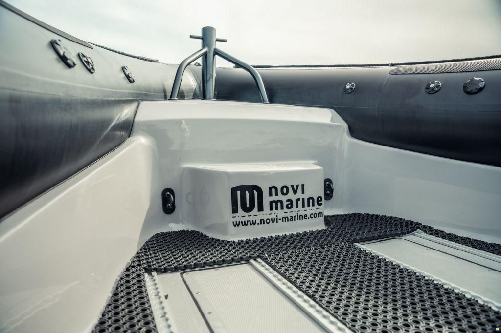 Gemini WR880 RIB